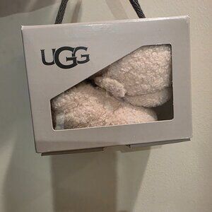 Baby ugg booties